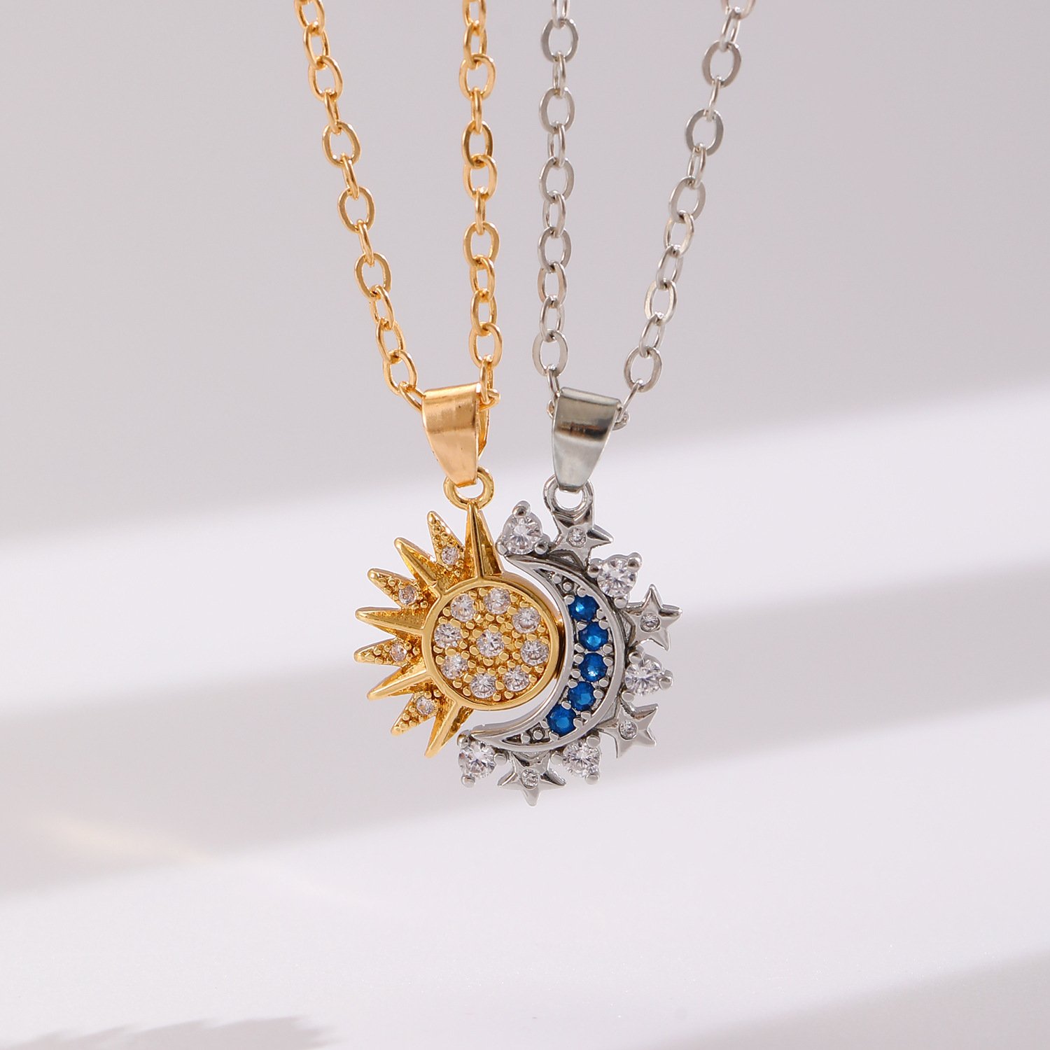 2pcs Necklace Sun And Moon Magnetic Pendant Clavicle Chain Necklace For Couple Lovers - Image 4