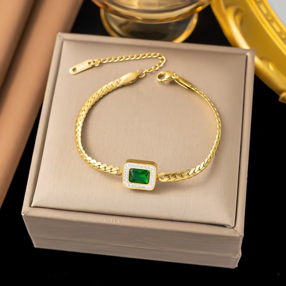 Titanium Steel Green Zircon Inlaid Mud Diamond Colorfast Women's Fashion Bracelet - Image 5