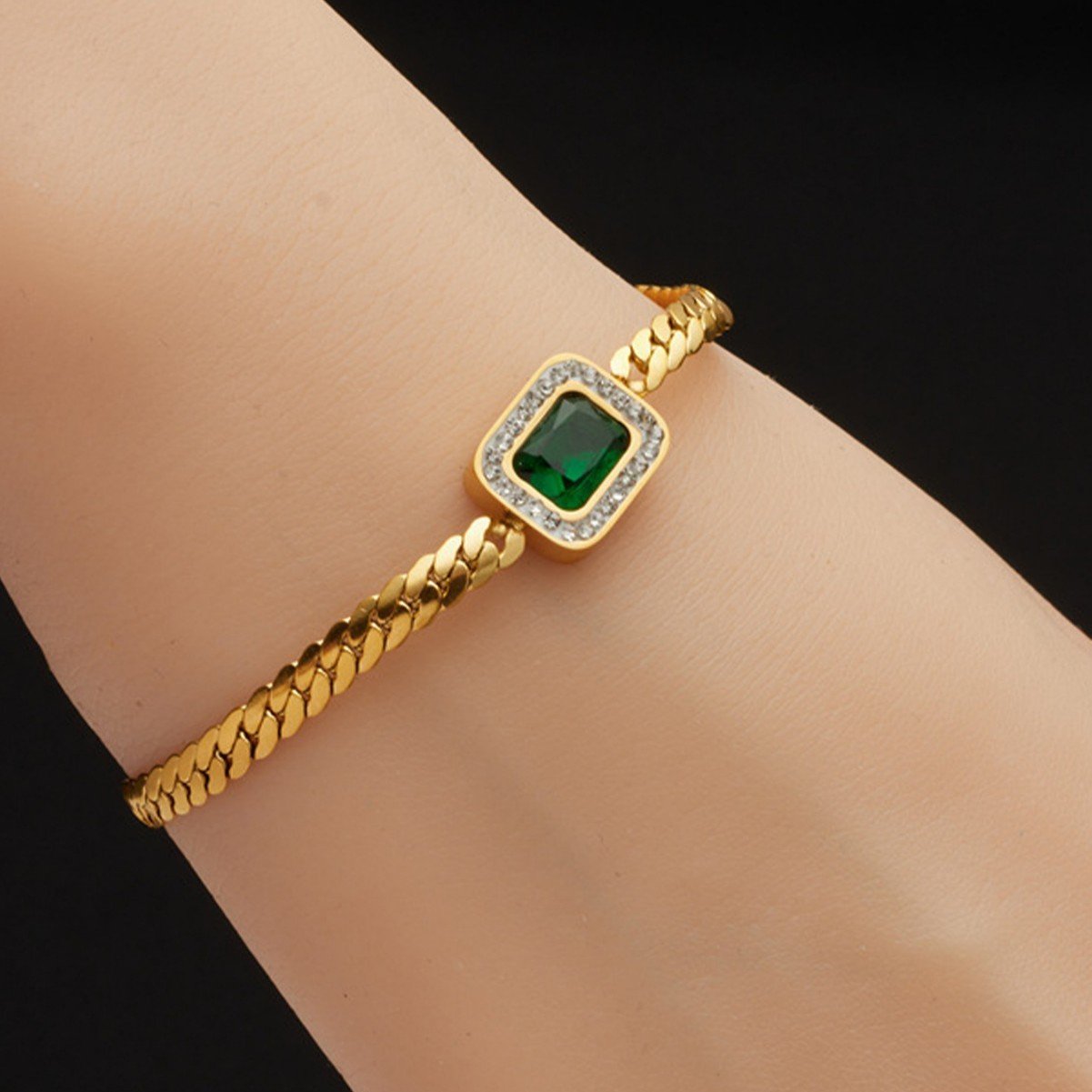 Titanium Steel Green Zircon Inlaid Mud Diamond Colorfast Women's Fashion Bracelet - Image 6